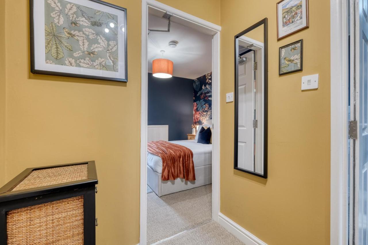 Malvern Hills Rosa Rambler Suite Great Malvern Ngoại thất bức ảnh